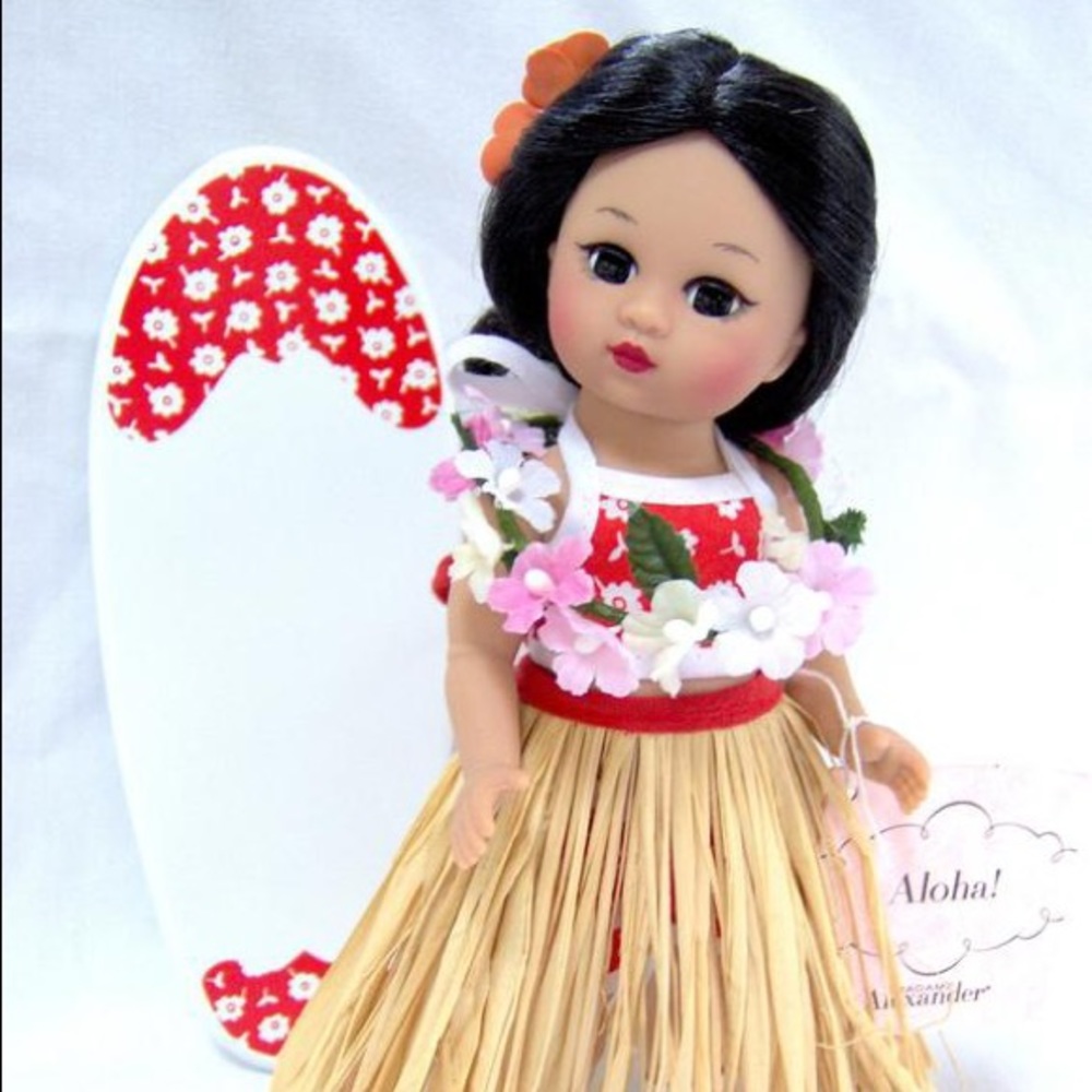 NWT Madame Alexander Aloha! Doll